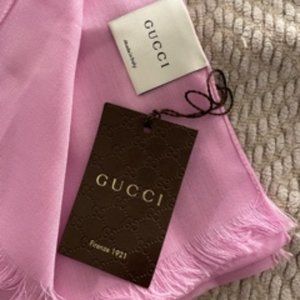 GUCCI Gg Jacquard Cashmere Pink Scarf/Wrap